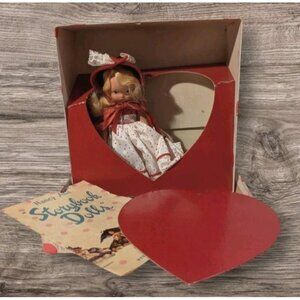 Nancy Ann Storybook Doll Queen of Hearts #157 Bisque Fairyland Valentine Box Vtg